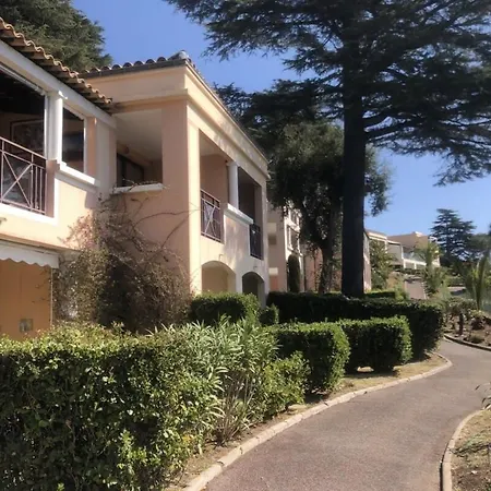 A051 With Terrace In - 4 People * Cannes